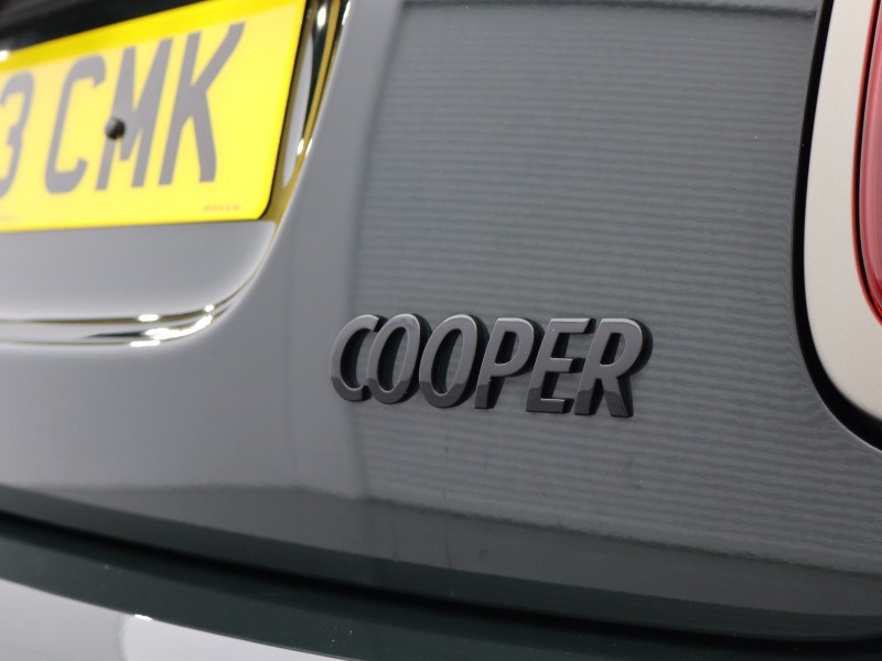 2023 (23) MINI HATCHBACK 1.5 Cooper Resolute Edition Premium 5dr Auto 4574632