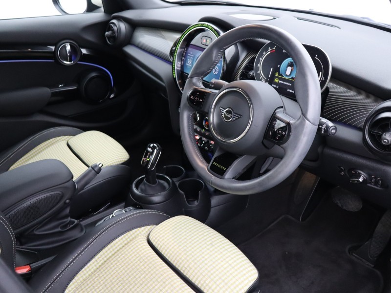 2023 (23) MINI HATCHBACK 1.5 Cooper Resolute Edition Premium 5dr Auto 4574648