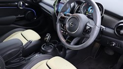 2023 (23) MINI HATCHBACK 1.5 Cooper Resolute Edition Premium 5dr Auto 4574648