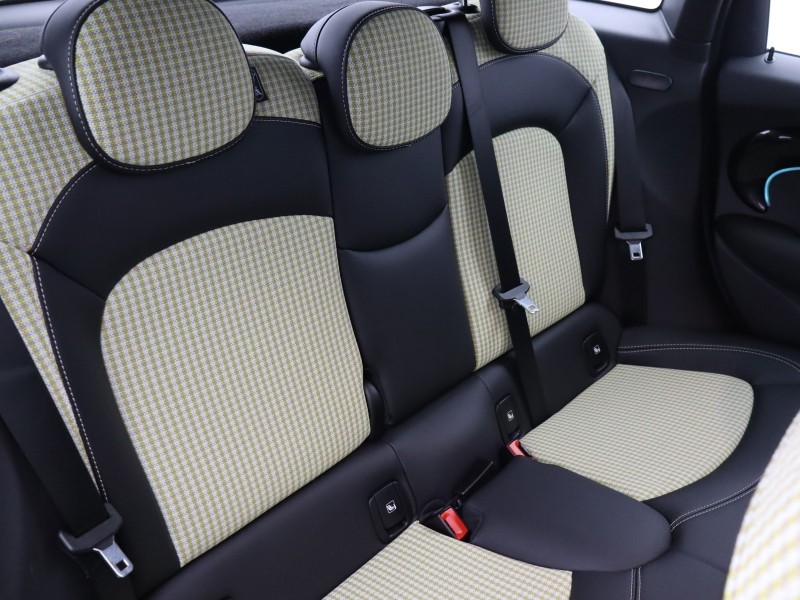 2023 (23) MINI HATCHBACK 1.5 Cooper Resolute Edition Premium 5dr Auto 4574638