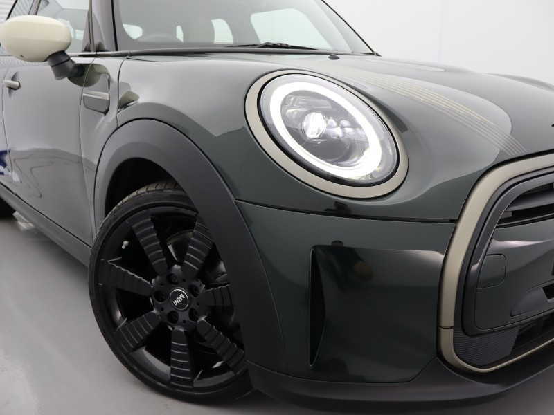 2023 (23) MINI HATCHBACK 1.5 Cooper Resolute Edition Premium 5dr Auto 4574679
