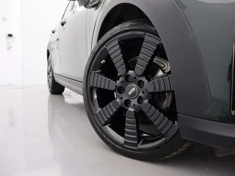 2023 (23) MINI HATCHBACK 1.5 Cooper Resolute Edition Premium 5dr Auto 4574678