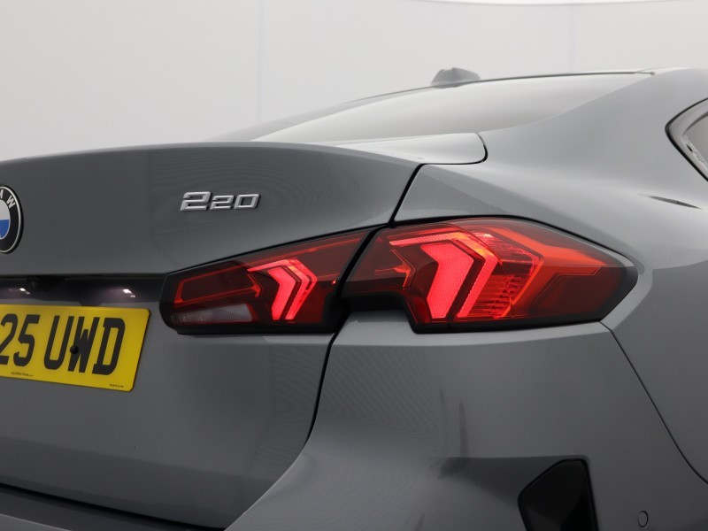2025 (25) BMW 2 SERIES 220 M Sport 4dr Step Auto 4617355