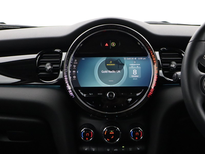 2023 (73) MINI HATCHBACK 1.5 Cooper Classic 3dr Auto 4640909