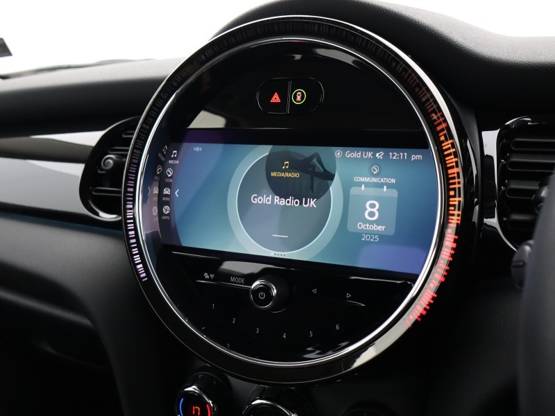 2023 (73) MINI HATCHBACK 1.5 Cooper Classic 3dr Auto 4640931