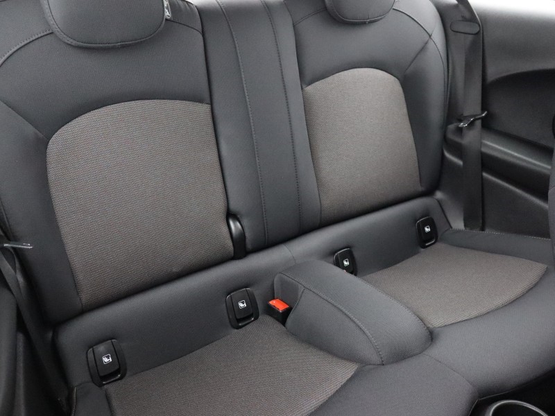 2023 (73) MINI HATCHBACK 1.5 Cooper Classic 3dr Auto 4640901