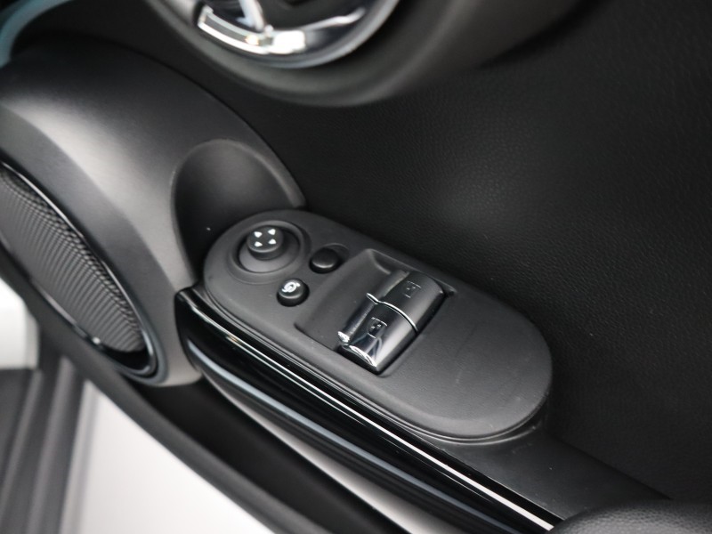 2023 (73) MINI HATCHBACK 1.5 Cooper Classic 3dr Auto 4640904