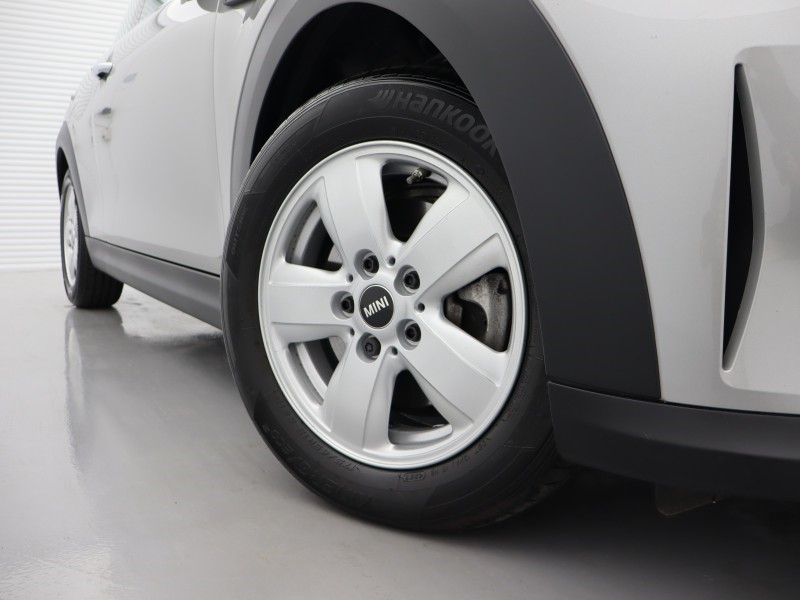 2023 (73) MINI HATCHBACK 1.5 Cooper Classic 3dr Auto 4640894