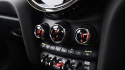 2023 (73) MINI HATCHBACK 1.5 Cooper Classic 3dr Auto 4640916
