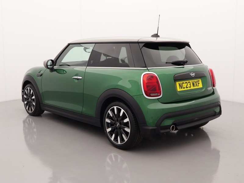 2023 (23) MINI HATCHBACK 1.5 Cooper Exclusive Premium 3dr Auto