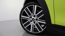 2022 (72) MINI CONVERTIBLE 1.5 Cooper Exclusive 2dr Auto 4606579