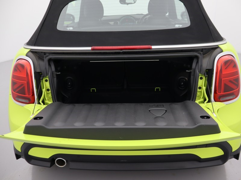 2022 (72) MINI CONVERTIBLE 1.5 Cooper Exclusive 2dr Auto 4606567