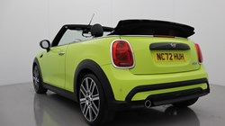 2022 (72) MINI CONVERTIBLE 1.5 Cooper Exclusive 2dr Auto 4606613