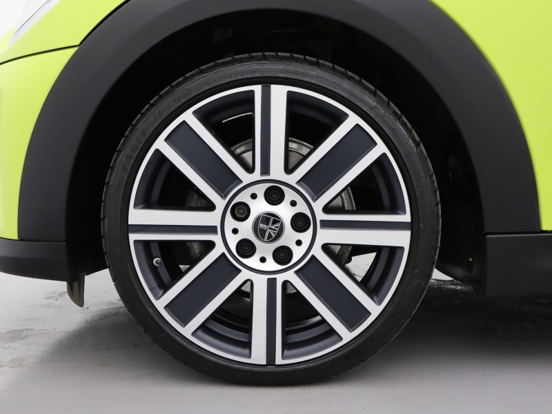 2022 (72) MINI CONVERTIBLE 1.5 Cooper Exclusive 2dr Auto 4606570