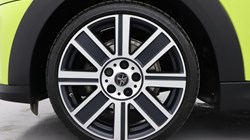 2022 (72) MINI CONVERTIBLE 1.5 Cooper Exclusive 2dr Auto 4606570