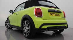 2022 (72) MINI CONVERTIBLE 1.5 Cooper Exclusive 2dr Auto 4606578