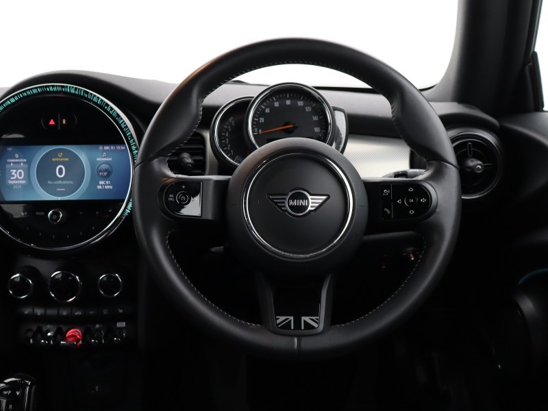 2022 (72) MINI CONVERTIBLE 1.5 Cooper Exclusive 2dr Auto 4606603