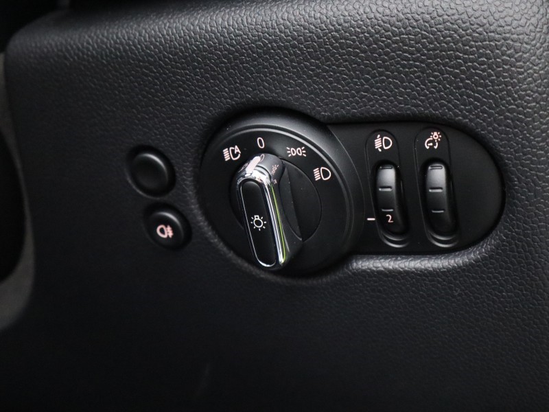 2022 (72) MINI CONVERTIBLE 1.5 Cooper Exclusive 2dr Auto 4606615