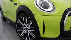 2022 (72) MINI CONVERTIBLE 1.5 Cooper Exclusive 2dr Auto 4606575