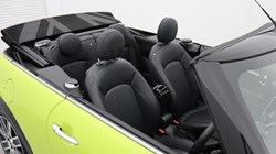 2022 (72) MINI CONVERTIBLE 1.5 Cooper Exclusive 2dr Auto 4606612