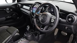 2022 (22) MINI HATCHBACK 1.5 Cooper Sport 3dr Auto 4598053