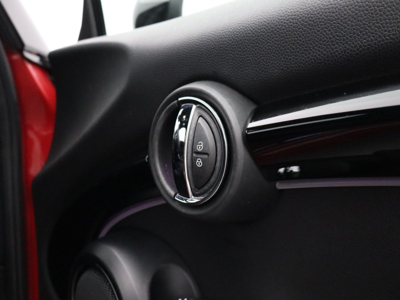 2022 (22) MINI HATCHBACK 1.5 Cooper Sport 3dr Auto 4598100