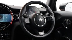 2022 (22) MINI HATCHBACK 1.5 Cooper Sport 3dr Auto 4598068