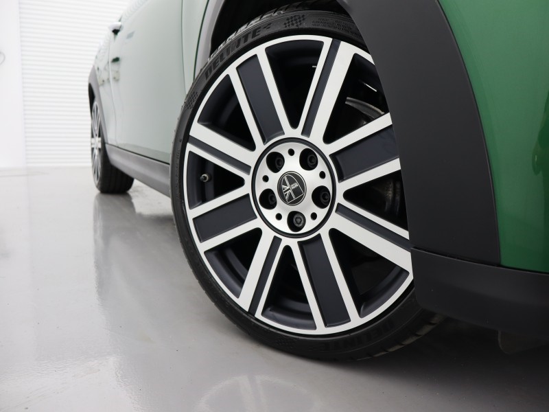 2023 (23) MINI HATCHBACK 2.0 Cooper S Exclusive 3dr 4597061