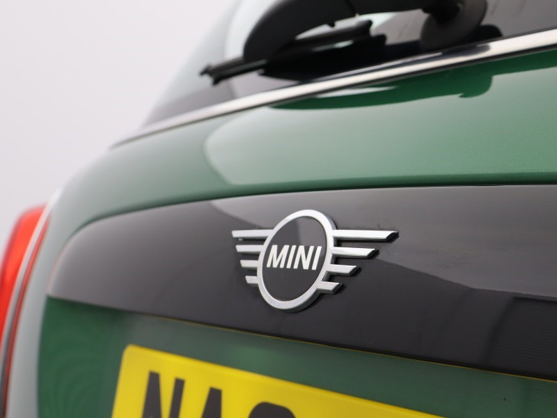 2023 (23) MINI HATCHBACK 2.0 Cooper S Exclusive 3dr 4597049