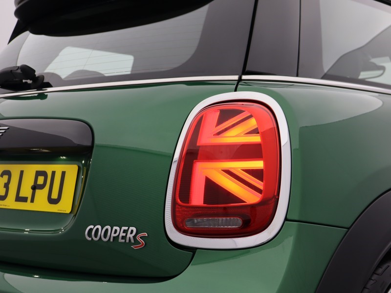 2023 (23) MINI HATCHBACK 2.0 Cooper S Exclusive 3dr 4597047