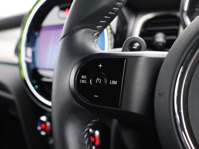 2023 (23) MINI HATCHBACK 2.0 Cooper S Exclusive 3dr 4597083