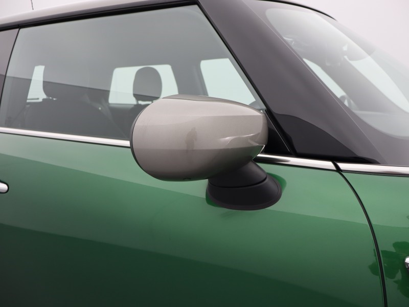 2023 (23) MINI HATCHBACK 2.0 Cooper S Exclusive 3dr 4597054