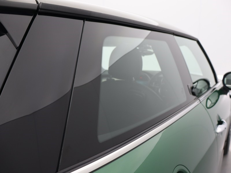 2023 (23) MINI HATCHBACK 2.0 Cooper S Exclusive 3dr 4597052