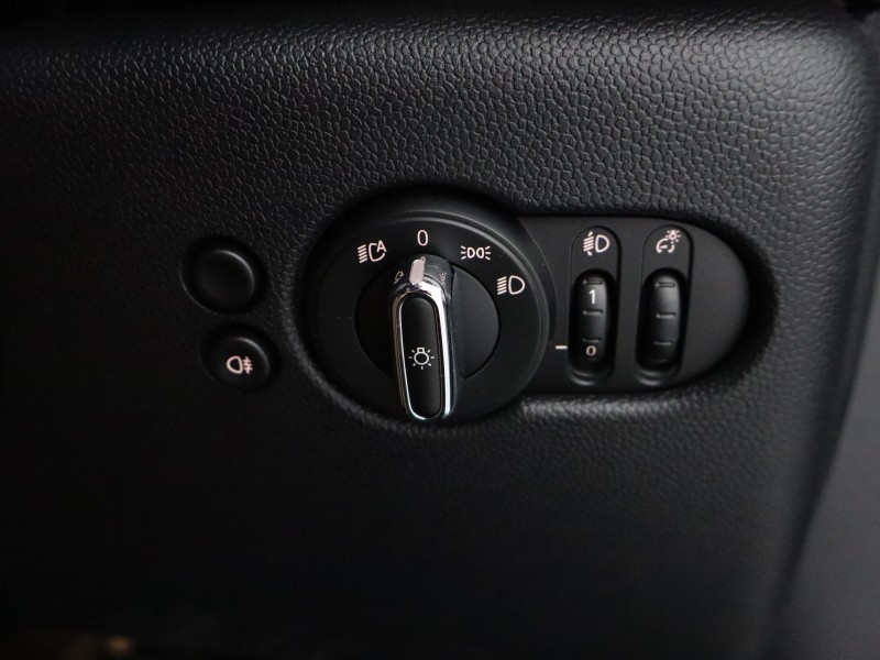 2023 (23) MINI HATCHBACK 2.0 Cooper S Exclusive 3dr 4597069