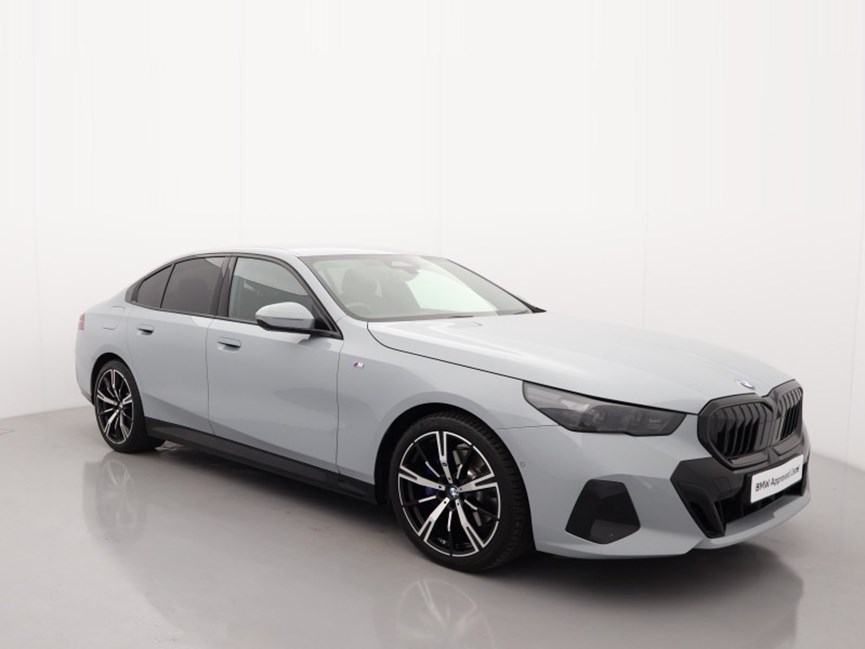 2024 (24) BMW 5 SERIES 520i M Sport Pro 4dr Auto