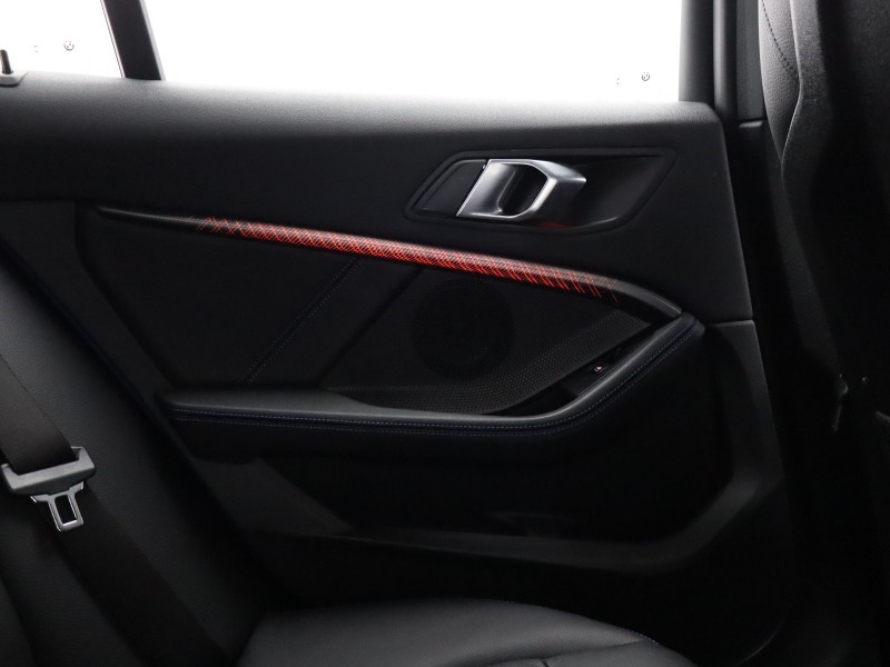 2021 (21) BMW 1 SERIES 118i M Sport 5dr 4703701