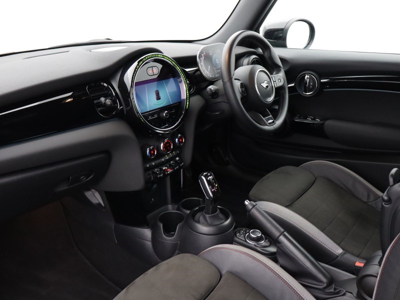 2024 (24) MINI CONVERTIBLE 1.5 Cooper Sport Premium 2dr Auto 4666345