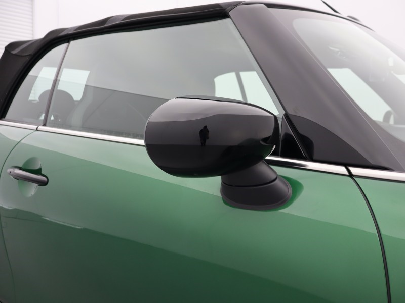 2024 (24) MINI CONVERTIBLE 1.5 Cooper Sport Premium 2dr Auto 4666342