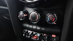 2021 (71) MINI HATCHBACK 2.0 Cooper S Sport 3dr Auto 4679582
