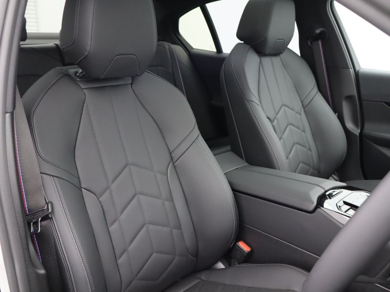 2025 (75) BMW 5 SERIES 520i M Sport Pro 4dr Auto 5177460