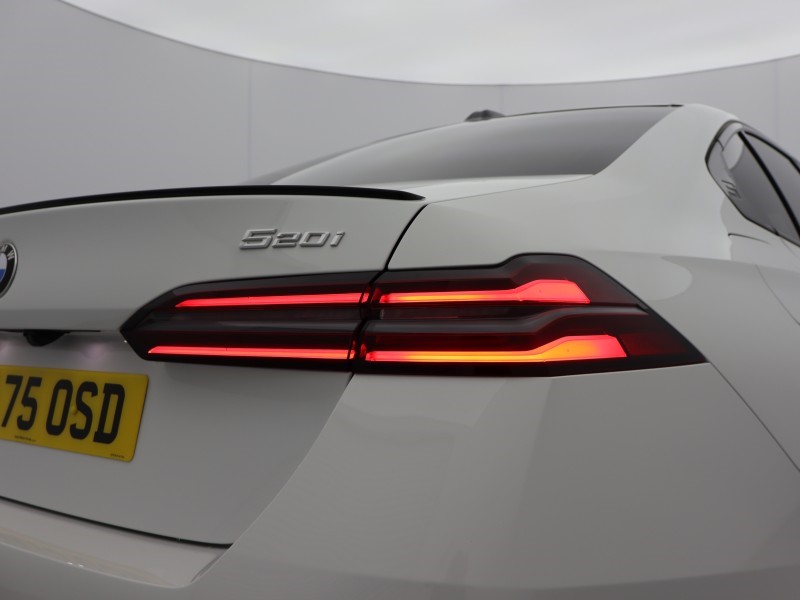 2025 (75) BMW 5 SERIES 520i M Sport Pro 4dr Auto 5177450