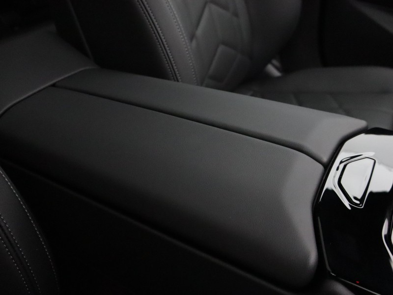 2025 (75) BMW 5 SERIES 520i M Sport Pro 4dr Auto 5177486