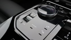 2025 (75) BMW 5 SERIES 520i M Sport Pro 4dr Auto 5177461