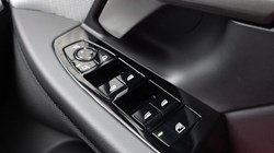 2025 (75) BMW 5 SERIES 520i M Sport Pro 4dr Auto 5177473