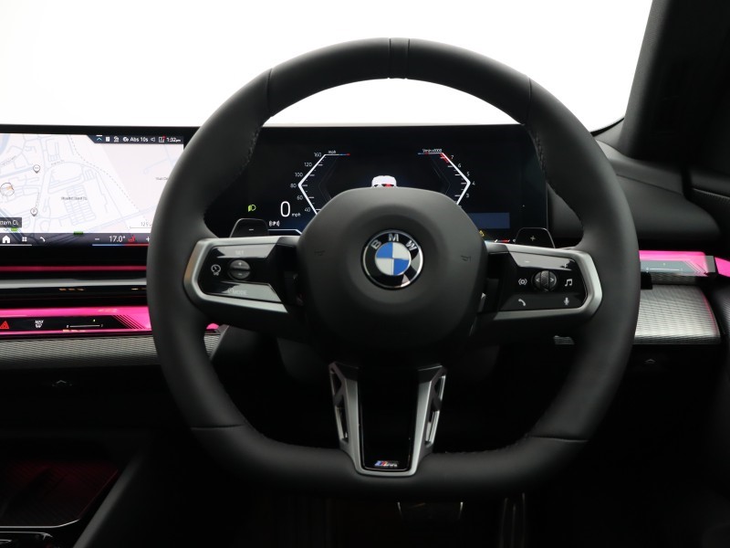 2025 (75) BMW 5 SERIES 520i M Sport Pro 4dr Auto 5177500