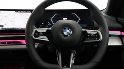 2025 (75) BMW 5 SERIES 520i M Sport Pro 4dr Auto 5177500