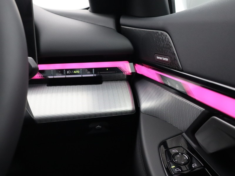 2025 (75) BMW 5 SERIES 520i M Sport Pro 4dr Auto 5177470