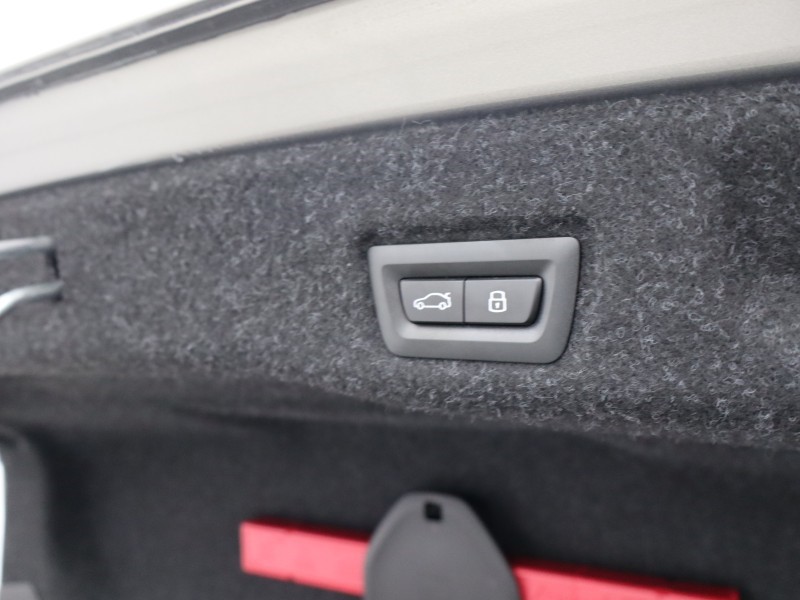 2025 (75) BMW I5 250kW eDrive40 M Sport 84kWh 4dr Auto 5073376