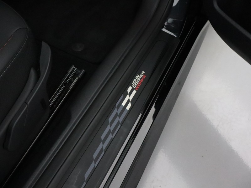 2025 (75) MINI COOPER 190kW John Cooper Works 54kWh 3dr Auto 4693188