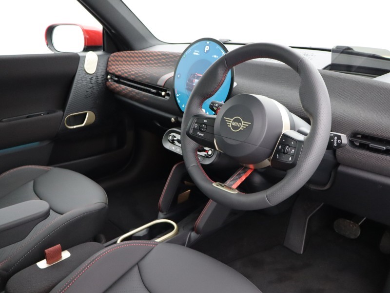 2025 (75) MINI COOPER 190kW John Cooper Works 54kWh 3dr Auto 4693189